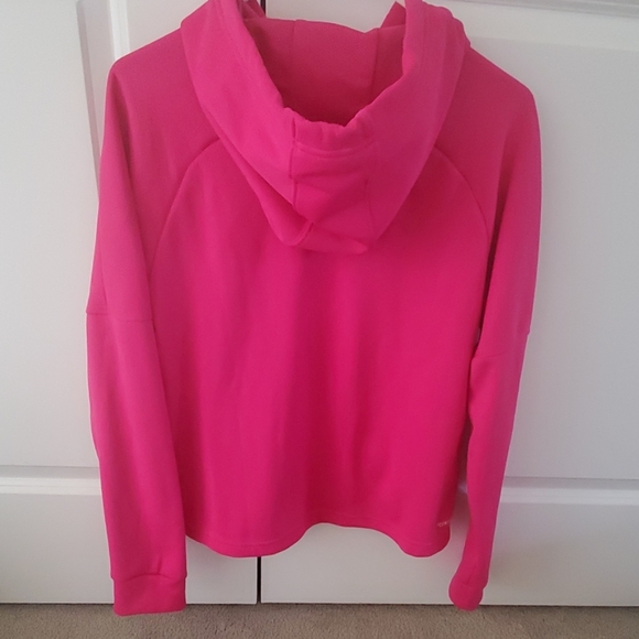 ADIDAS sweatshirt🤩 - Picture 3 of 4